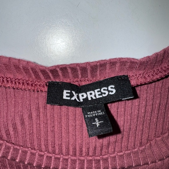 Express Mauve Ribbed Body Suit Short Sleeve Top Size Small Perfect Condition - Picture 4 of 6